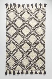 Black And White Boho Rug Aztec Boho Style Rug Anthropologie Tufted Essa Rug Swatch Black White Grey Ivory Afflink Sponsored Rustic Area Rugs College Apartment Decor Rugs