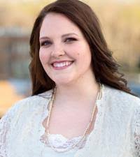 Erin Lunn's Instagram, Twitter & Facebook