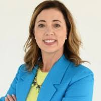 Laura Sandstrom's Instagram, Twitter & Facebook