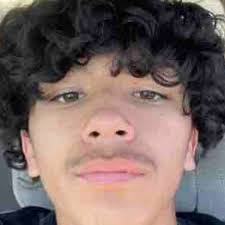 Daniel Arriaga's Instagram, Twitter & Facebook