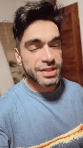 Mag ahit ka para, Pogi di, Ka mukhang matured idol!