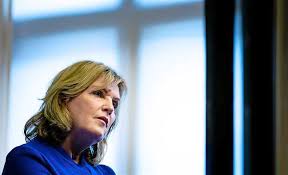 Van de nieuwste reeks big brother, nu dagelijks te zien op rtl 5, heeft hummie van der tonnekreek niets meer meegekregen. Artikelen Over Hummie Van Der Tonnekreek Telegraaf Nl