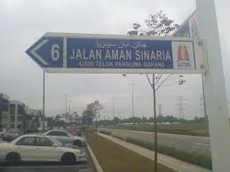 In 2012, the town was connected by south klang valley expressway. Poskod Wiktionary