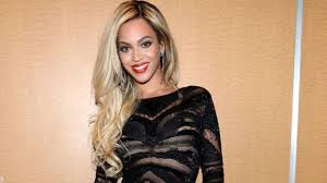 Can you please suggest a hairstyle that will suit me and make my hair look thicker? The 5 Things Your Stylist Doesn T Tell You Before Bleaching Your Hair Hair Tricks Dyeing Hair