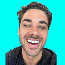 Daniel Lockridge's Instagram, Twitter & Facebook