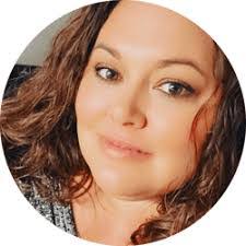 Cassie Castillo's Instagram, Twitter & Facebook