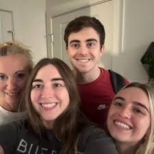 casey💖 (@casey.niles)