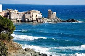 L Equipe De L Amiral Nautic Est A Vos Cotes Pour Vous Aider A Realiser Votre Reve Eviter Les Galeres Et Vous Faciliter La V Paysage Corse Haute Corse Corsica