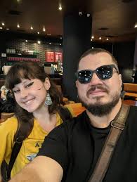 Criada entre músicos, Marcela Mar é uma das novas vozes do Estado