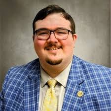 Ted Apostolou's Instagram, Twitter & Facebook