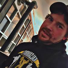 Can I leave 1 oz of oil in my snowblower gas tank?