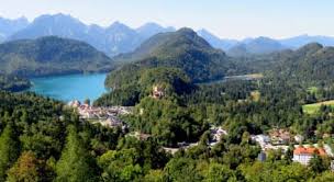 Save time and money with our best price guarantee ▻ make the most of your visit to schwangau! Blick Auf Den See Von Neuschwanstein Aus Bild Alpsee In Schwangau