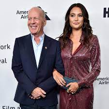 Yet, he's still appeared in over 60 films and built a very successful acting career. Isolation Mit Demi Moore Das Sagt Bruce Willis Ehefrau Emma Heming Gala De