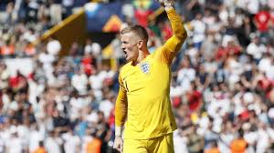 Before spectacularly saving jorginho's penalty.the england keeper may have been on the. Doppelter Elfmeterheld Pickford Ich War Etwas Nervos Uefa Nations League Kicker