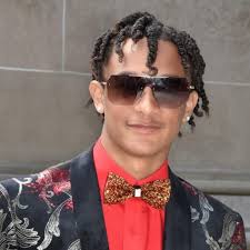 Jonathan Combs' George Washington High School Bio