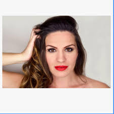 Donna Sigman's Instagram, Twitter & Facebook