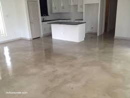 Como Pulir Un Piso De Concreto Piso De Concreto Pisos De Cemento Pulido Pisos De Concreto Pintados