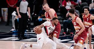 He is a production manager and producer, known for братья на войне (2009). Cqx3rb3y15ln6m