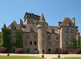 Resultats Google Recherche D Images Correspondant A Http Upload Wikimedia Org Wikipedia Commons 0 0c Chateau De Pesteil Jpg Chateau France Auvergne Chateau