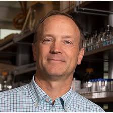 Alumni Excellence Honored at Annual Awards Gala