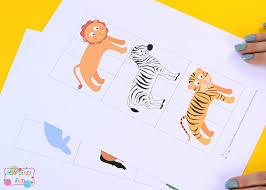 And, it'll keep them busy and having fun. Printable Animal Puzzles Busy Bag Itsybitsyfun Com