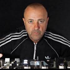 Tim Rolls (@tim_rolls)