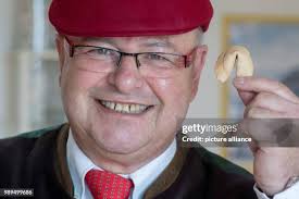 200 Ralph Schaefer Stock Photos, High-Res Pictures, and Images