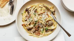 These quick and easy weeknight dinner recipes for the entire family will help you fit a hearty, tasty, nutritious dinner into your busy schedule every night. 67 Easy Romantic Dinner Ideas For Two Epicurious