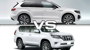 The atlas cross sport looks more rugged and simple (for better or worse), while the touareg is sleeker and more the touareg on the other hand costs upwards of £46,015 (equal to us$57,300) in the. 2019 Volkswagen Touareg Vs 2018 Volkswagen Atlas Youtube