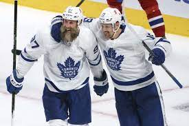 Jumbo joe thornton brings a lot with him to the maple leafs. Toronto Maple Leafs Brauchen Nur Noch Einen Sieg Carolina Hurricanes Gewinnen In Der Verlangerung