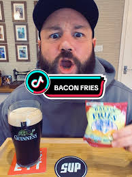 YUM OR BUM? BACON FRIES 🐽😍🍻 #FoodTok #review #snacks #foodreview #hungry