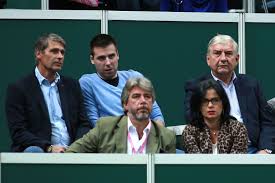 Své o tom ví miroslav donutil (64). Tenisovy Svatek Prilakal Mocne A Slavne Z Politiky I Sportu Ihned Cz