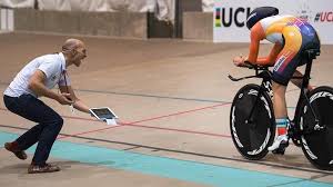 New Women S Hour Record Set By American Evelyn Stevens I Love Bicycling Training Plan Cycling Training Program Cycle Training