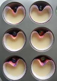 Sugar Swings Serve Some Flying Heart Cupcakes Heart Cupcakes Cupcake Cakes Delicious Desserts