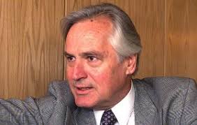El segundo piso de la moneda, fundamentalmente cristián larroulet, es el nombre y hombre que debiera dar un paso al costado porque creo que con esta forma de conducción del gobierno. The Majority Of Ministers Of Pinera S Government Are All Children Of Pinochet Mercopress