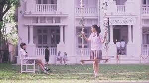 Serialul yuksek sosyete ne arata viata de succes a celor din inalta societate, cat de frumos pot imbina acestia succesul cu dragostea, dar si sacrificiile pe care acestia sunt nevoiti sa le faca pentru a apartine acestei clase. Girl From Nowhere Sezonul 1 Episodul 11 Online Subtitrat Hd