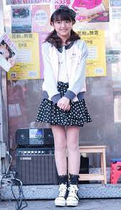 野々村真の娘・香音「花粉症のための課外授業」開催、渋谷駅前はあっという間に人だかり (2013年3月11日) - エキサイトニュース
