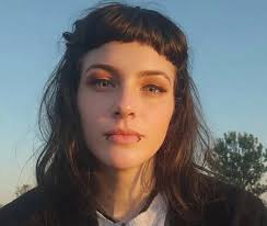 Old picture circa 2021 ° ° ° #latergram #sharkbitespiercing #piercedlip  #facialpiercings #blackhair #fierceeyes #heterochromia #gothgirl #softgoth  #agingpunks #agingmillennial #33yearsold #irishamerican #mymotherschild  #aforce