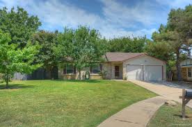 Arlington Tx Home Listed At 120 000 With 1451 Square Feet And Built In 1981 Get More Information And Search Foreclosed Homes For Sale Foreclosed Homes Home