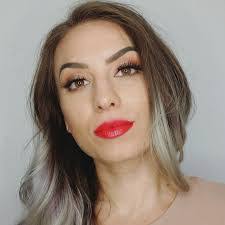 Kim Quiring's Instagram, Twitter & Facebook