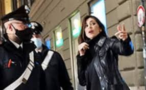 Biografia, età, flirt con antonino spinalbese, la storia con stefano de martino, il figlio santiago e la famiglia della showgirl argentina. Belen Rodriguez Litiga Con Antonino Spinalbese E Arrivano I Carabinieri