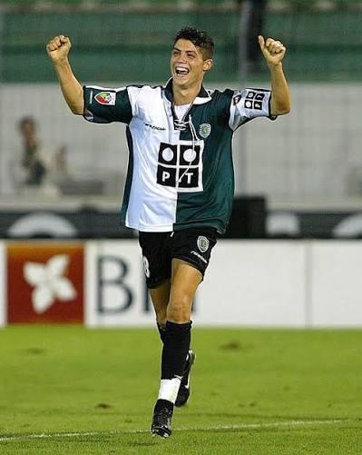  𝐁𝐑𝐄𝐀𝐊𝐈𝐍𝐆: Cristiano Ronaldo says he will 𝐧𝐨𝐭 return to  Sporting before retiring ‍♂️ “I love watching Sporting games, it's  my team! But no, never considered a return there as makes no