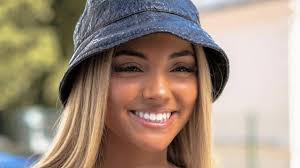 Wejdene.bk wejdenepro@gmail.com anissa single d'or & platine | twaku. Is She Underage She Is Finally Admitting Her Age Internet Users Are Shocked By This Revelation