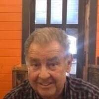 Elsie Hayes's Instagram, Twitter & Facebook