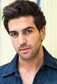 Doch jetzt hat sich der schauspieler die haare geschnitten. Elyas M Barek Turkisch Fur Anfanger D Elyas Elyas M Barek Elias M Barek