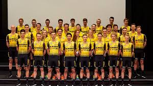 As is becoming something of a common theme during the 2021 season, jumbo visma are using sponsor incorrect wheels at this. Team Jumbo Visma Bianchi