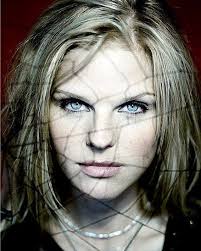 Photos from the making of the "Coz I Can" music video, recorded in Los  Angeles, 2004. #anajohnsson #cozican #musicvideo #losangeles #2004 #music