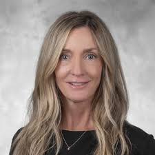 Shannon Mcalpine's Instagram, Twitter & Facebook