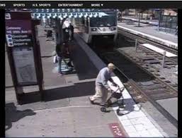 Image result for tbn:GHDRdQlEOjz7fM::www.lightrailnow.org/images02/transit-graph-safety-per-pm-avg-2002-04_lrn.gif