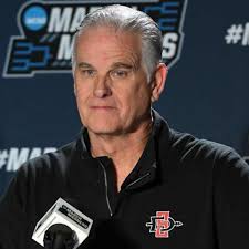 San Diego State Basketball Coach Already Discussing NIL With Players for  Next Season